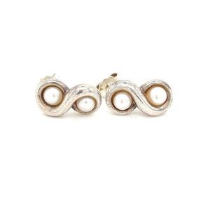 T&Co. 925 Pearl Earrings